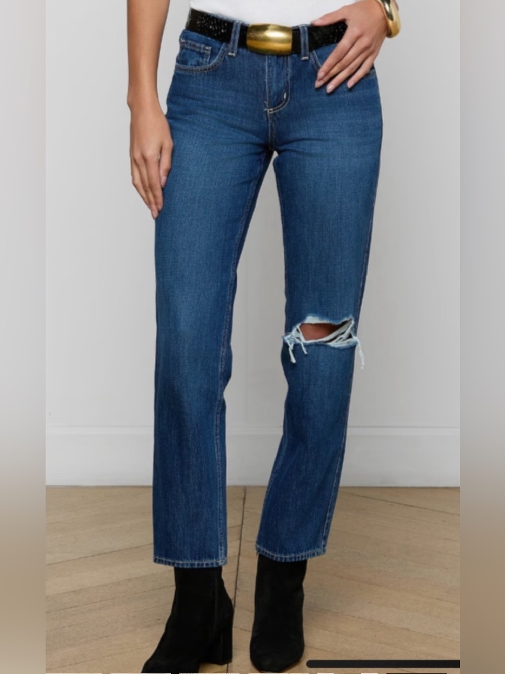 straight Leg women’s Jeans blue bootcut nevia distressed relaxed fit size 27